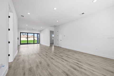 Casa en venta en Ocala, Florida, 4 dormitorios, 206.43 m2 № 2208154 - foto 10