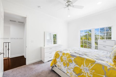 Adosado en venta en Fort Lauderdale, Florida, 3 dormitorios, 242.47 m2 № 2082946 - foto 25