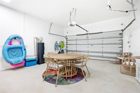 Adosado en venta en Fort Lauderdale, Florida, 3 dormitorios, 242.47 m2 № 2082946 - foto 13