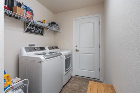 Casa en venta en Palm Coast, Florida, 4 dormitorios, 204.11 m2 № 2198848 - foto 23
