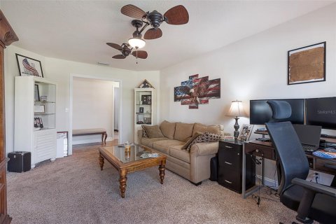 Casa en venta en Palm Coast, Florida, 4 dormitorios, 204.11 m2 № 2198848 - foto 29