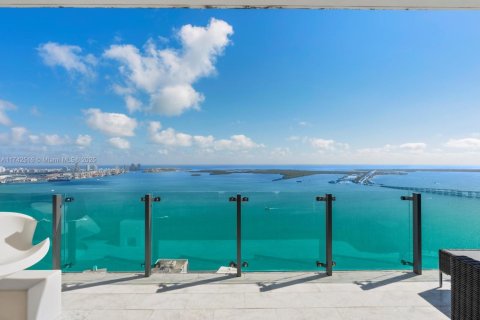 Copropriété à vendre à Miami, Floride: 3 chambres, 196.67 m2 № 1962095 - photo 2