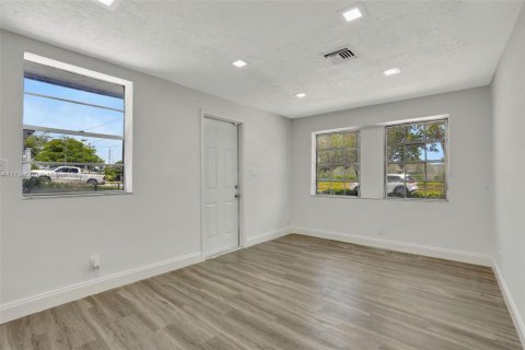 Villa ou maison à vendre à Oakland Park, Floride: 3 chambres, 129.97 m2 № 1711942 - photo 9