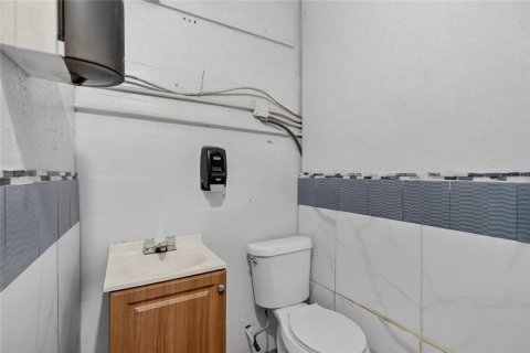 Immobilier commercial à vendre à Davenport, Floride: 136.57 m2 № 2416415 - photo 13