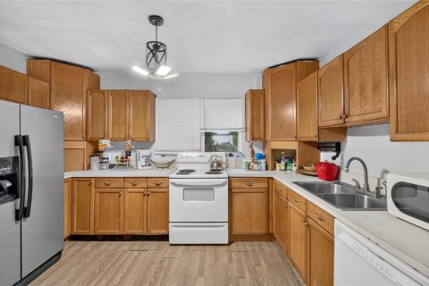 Immobilier commercial à vendre à Davenport, Floride: 136.57 m2 № 2416415 - photo 27