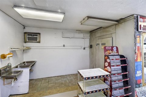 Immobilier commercial à vendre à Davenport, Floride: 136.57 m2 № 2416415 - photo 8