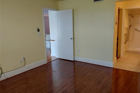 Condo in Bradenton, Florida, 2 bedrooms  № 1575259 - photo 30