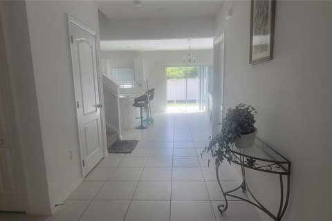 Casa en venta en Winter Haven, Florida, 4 dormitorios, 217.48 m2 № 1852829 - foto 2