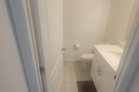 Casa en venta en Winter Haven, Florida, 4 dormitorios, 217.48 m2 № 1852829 - foto 4