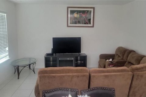 Casa en venta en Winter Haven, Florida, 4 dormitorios, 217.48 m2 № 1852829 - foto 7