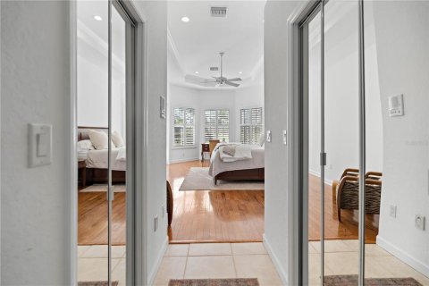 Casa en venta en Spring Hill, Florida, 4 dormitorios, 331.57 m2 № 1834754 - foto 17