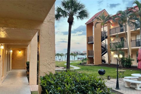 Condominio en venta en Saint Pete Beach, Florida, 1 dormitorio, 59.92 m2 № 2117069 - foto 3