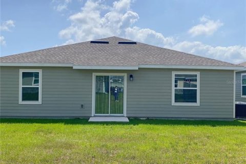 Villa ou maison à louer à Kissimmee, Floride: 3 chambres, 144.46 m2 № 1858098 - photo 4