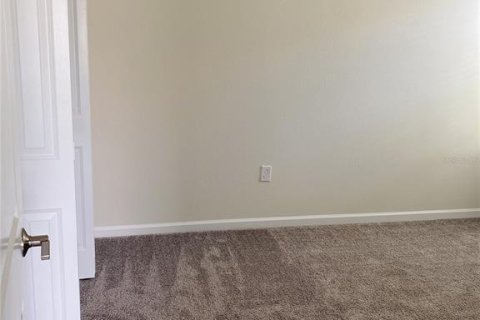 Villa ou maison à louer à Kissimmee, Floride: 3 chambres, 144.46 m2 № 1858098 - photo 17