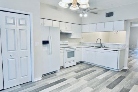 Touwnhouse à louer à Clearwater, Floride: 4 chambres, 222.97 m2 № 1848474 - photo 7
