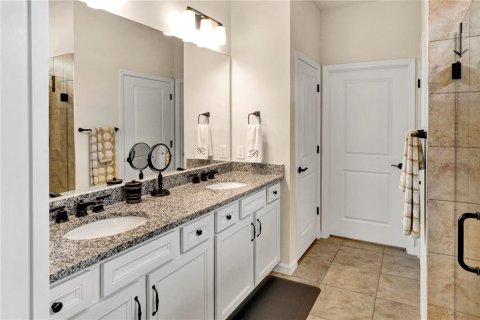 House in Bradenton, Florida 2 bedrooms, 130.53 sq.m. № 1734307 - photo 12