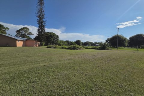 House in St. Lucie, Florida 4 bedrooms, 158.12 sq.m. № 2242520 - photo 3