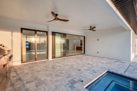 House in Port Charlotte, Florida 4 bedrooms, 227.24 sq.m. № 1510383 - photo 30