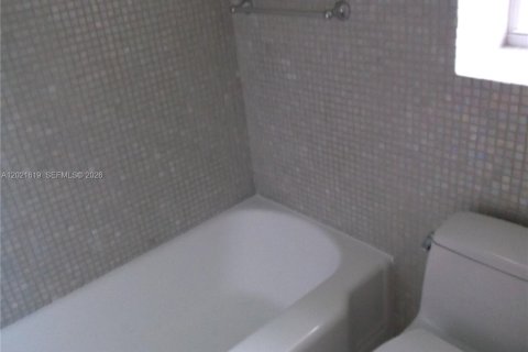 Copropriété à louer à Fort Lauderdale, Floride: 1 chambre, 65.5 m2 № 2086084 - photo 10