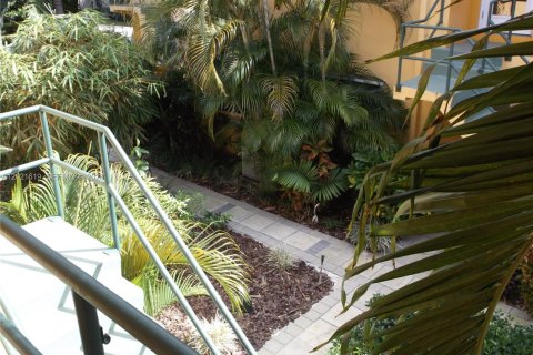 Copropriété à louer à Fort Lauderdale, Floride: 1 chambre, 65.5 m2 № 2086084 - photo 12
