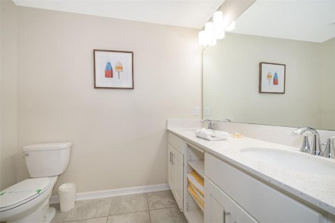 Condo in Kissimmee, Florida, 2 bedrooms  № 1618929 - photo 21