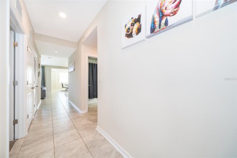Condo in Kissimmee, Florida, 2 bedrooms  № 1618929 - photo 17