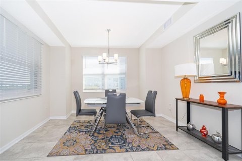 Condo in Kissimmee, Florida, 2 bedrooms  № 1618929 - photo 14