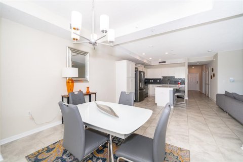 Condo in Kissimmee, Florida, 2 bedrooms  № 1618929 - photo 10