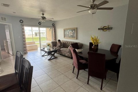 Condo in Orlando, Florida, 3 bedrooms № 2259209 - photo 5