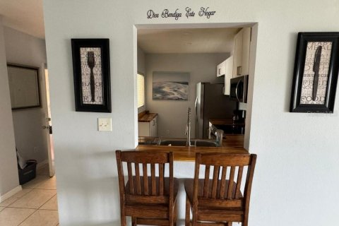 Condo in Orlando, Florida, 3 bedrooms № 2259209 - photo 4