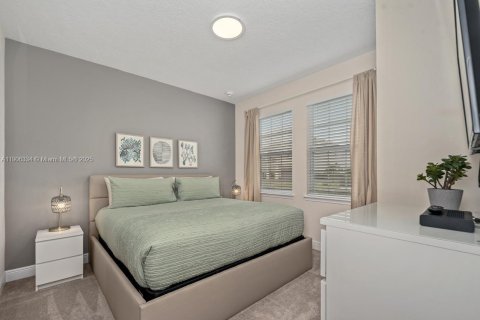 House in Kissimmee, Florida 8 bedrooms № 2186435 - photo 11