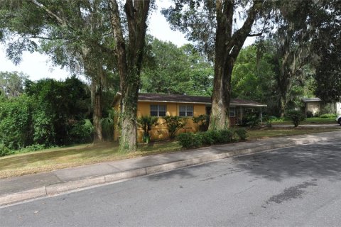 House in Gainesville, Florida 4 bedrooms, 172.15 sq.m. № 2216830 - photo 4