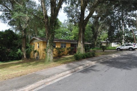 House in Gainesville, Florida 4 bedrooms, 172.15 sq.m. № 2216830 - photo 3