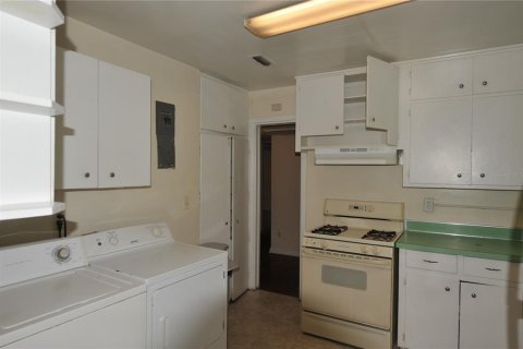 House in Gainesville, Florida 4 bedrooms, 172.15 sq.m. № 2216830 - photo 12
