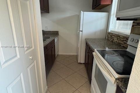 Condominio en venta en Coral Springs, Florida, 2 dormitorios, 71.26 m2 № 2053200 - foto 13