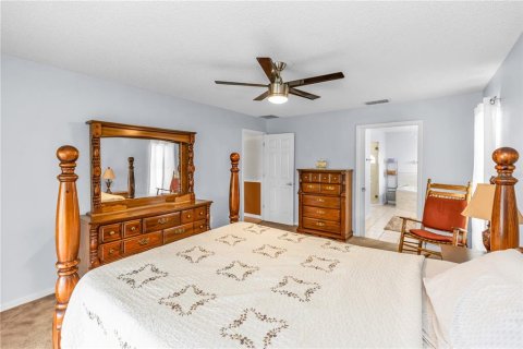 Casa en venta en Kissimmee, Florida, 4 dormitorios, 188.31 m2 № 2136654 - foto 16