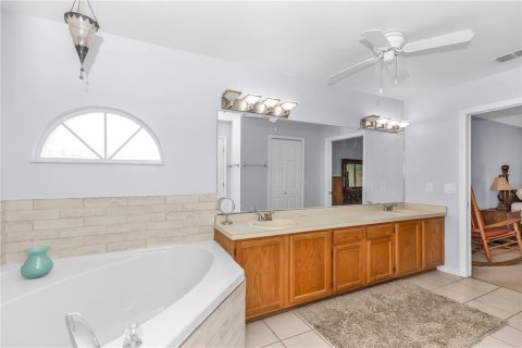 Casa en venta en Kissimmee, Florida, 4 dormitorios, 188.31 m2 № 2136654 - foto 18