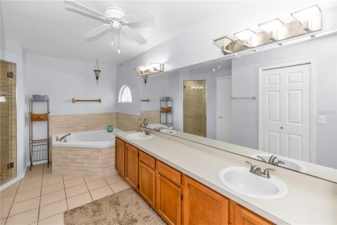 Casa en venta en Kissimmee, Florida, 4 dormitorios, 188.31 m2 № 2136654 - foto 17