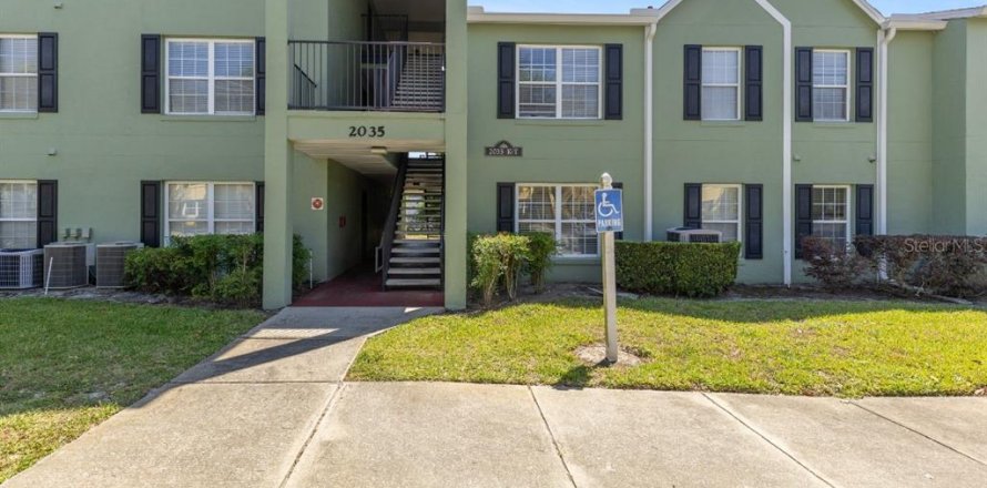 Condominio en Orlando, Florida, 3 dormitorios  № 1857839