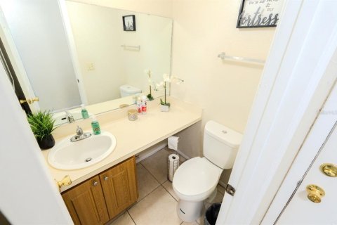 Condo in Orlando, Florida, 2 bedrooms № 2213781 - photo 7