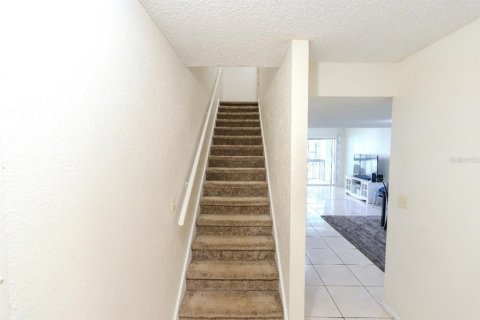 Condo in Orlando, Florida, 2 bedrooms № 2213781 - photo 8