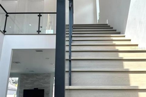 Villa ou maison à vendre à Tampa, Floride: 2 chambres, 225.01 m2 № 2130411 - photo 18