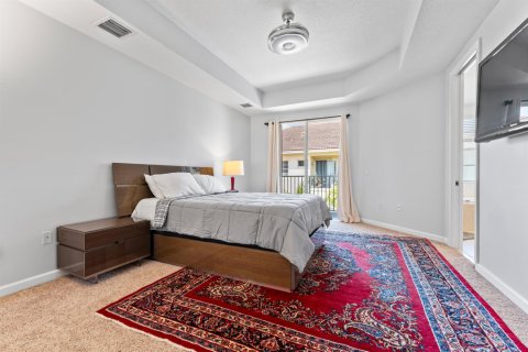 Townhouse in Palm Beach Gardens, Florida 3 bedrooms, 194.72 sq.m. № 2342959 - photo 15