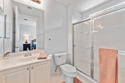 Townhouse in Palm Beach Gardens, Florida 3 bedrooms, 194.72 sq.m. № 2342959 - photo 19