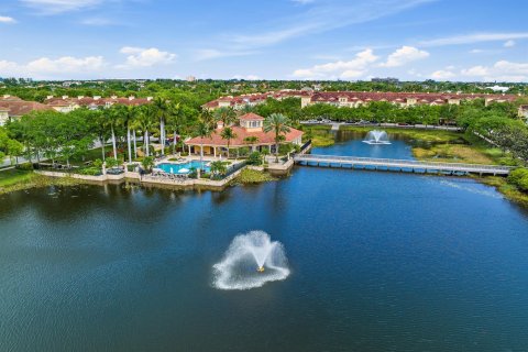 Townhouse in Palm Beach Gardens, Florida 3 bedrooms, 194.72 sq.m. № 2342959 - photo 24
