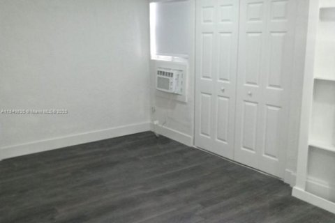 Купить коммерческую недвижимость в Майами, Флорида 181.07м2, № 1979723 - фото 27