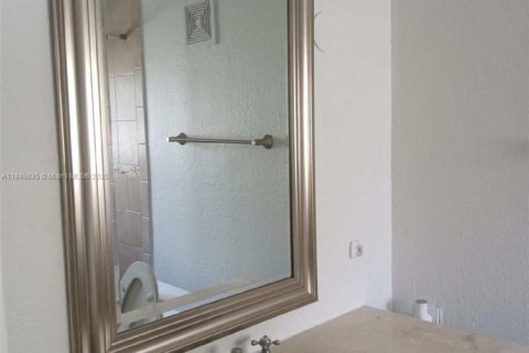 Купить коммерческую недвижимость в Майами, Флорида 181.07м2, № 1979723 - фото 23