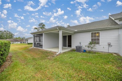 House in Ocala, Florida 2 bedrooms, 103.86 sq.m. № 1566775 - photo 4