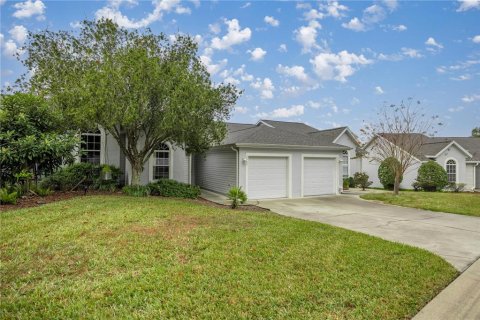 House in Ocala, Florida 2 bedrooms, 103.86 sq.m. № 1566775 - photo 2