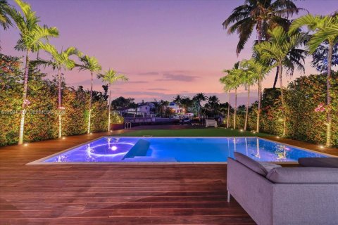 Купить виллу или дом в Серфсайд, Флорида 3 спальни, 231.51м2, № 2052378 - фото 6